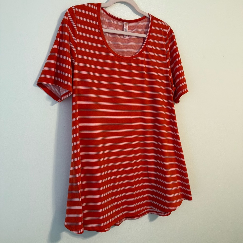 LuLaRoe Scarlet and Ivory Striped Short Sleeve Tee